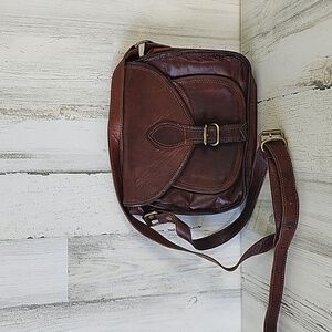 Firu Handmade brown leather crossbody saddlebag lots of pockets